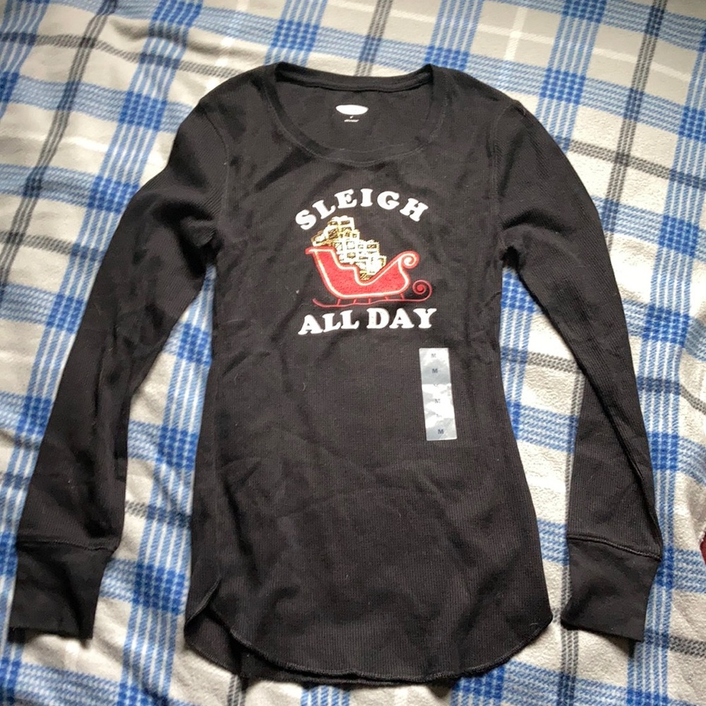 Thermal black long sleeve never worn  Small